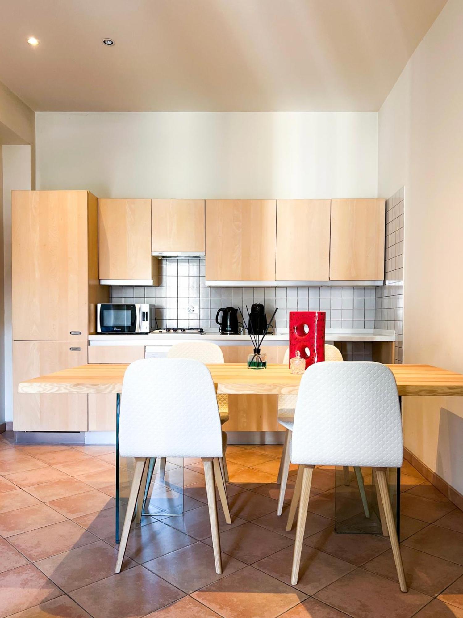 Comecasa Porta Susa Elegant Apartment Турин Екстер'єр фото
